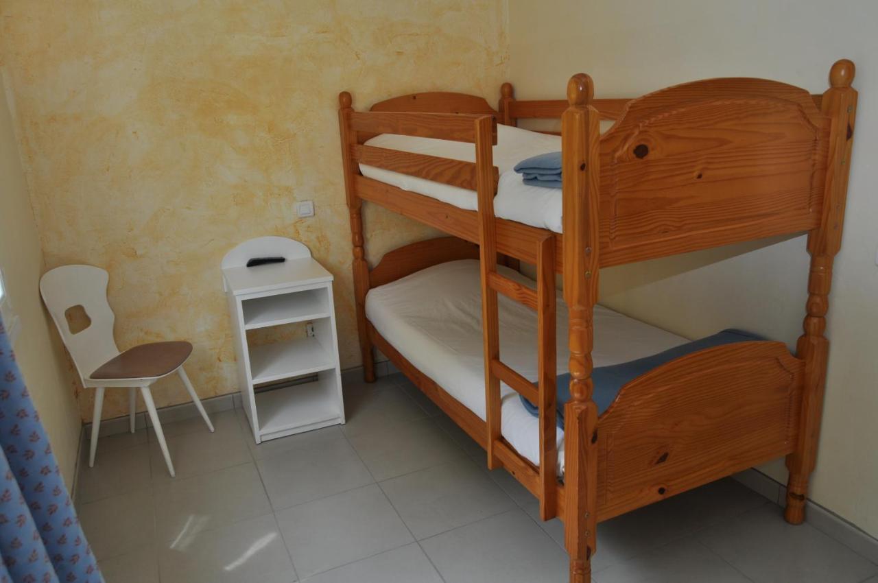Hotel Les Mimosas Lunel  Habitación foto